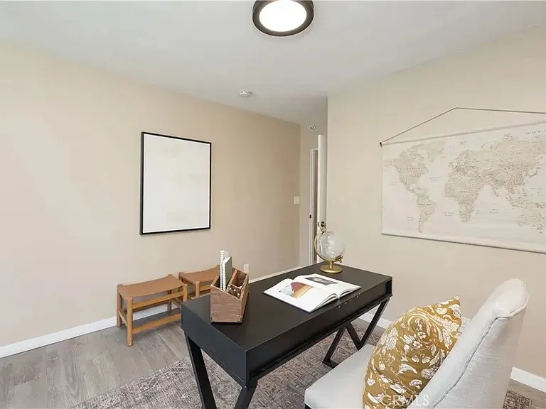 9844 Pangborn Ave — Photo 23