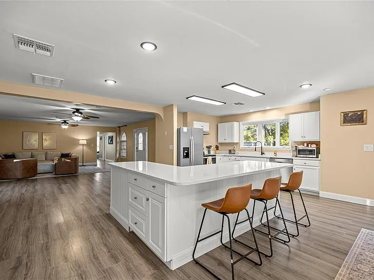 1408 NE 42nd Ave — Photo 23