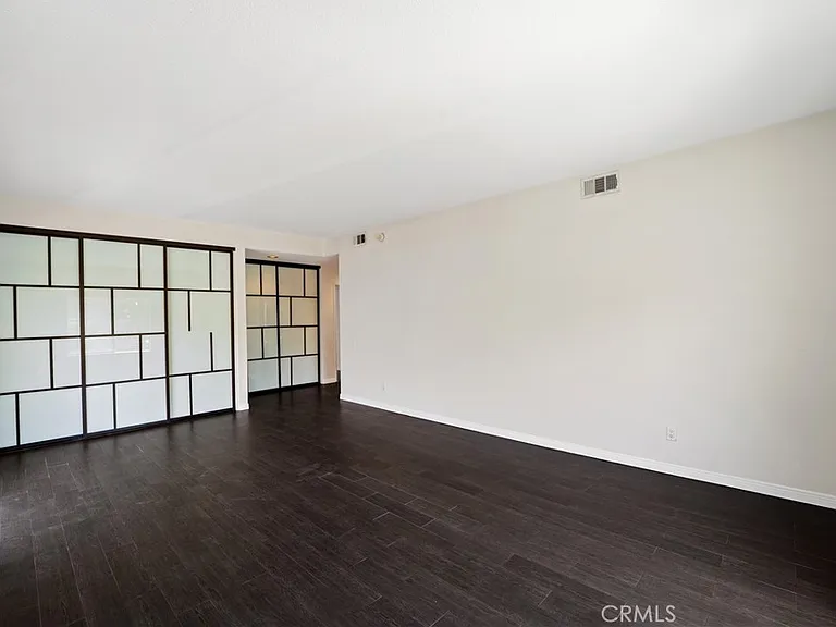 4313 Van Nuys Blvd #203 — Photo 21