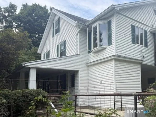 54 Beacon Manor Road, Naugatuck, CT 06770