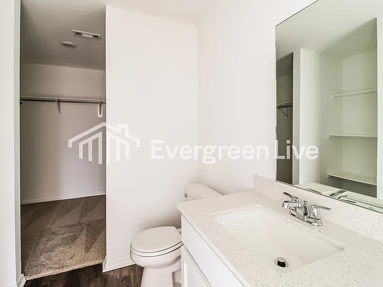 7024 Potomac Trl — Photo 10