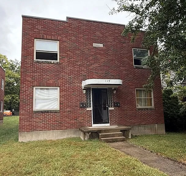 115 E Norman Ave — Photo 2