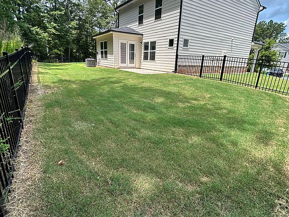 2nd image of 284 Coastal Dr