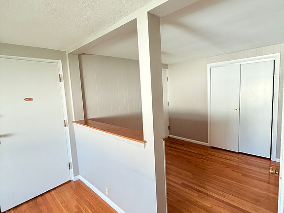 4th image of 30-36 Marlboro St #3
