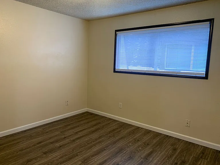 3909 Ocean Beach Hwy — Photo 6
