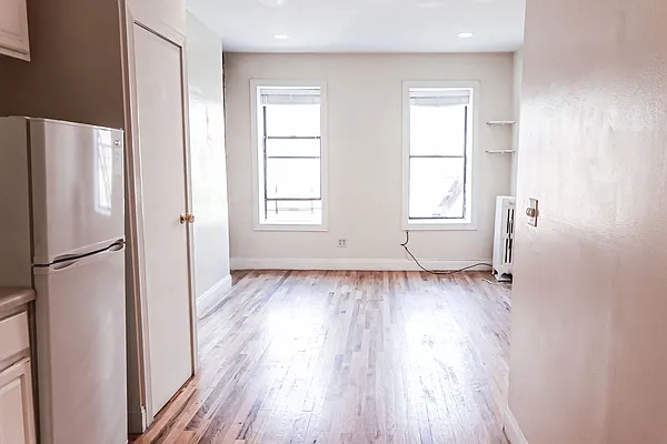 Rented by Level Group | media 6