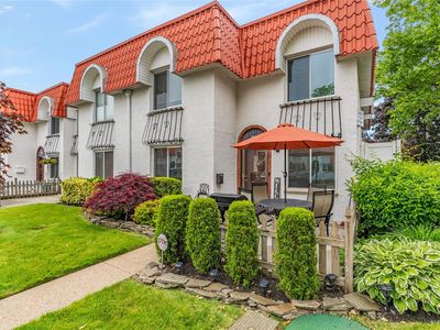 62 Alhambra Drive, Oceanside, NY, 11572