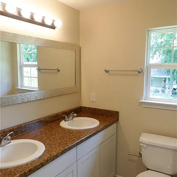 214 Braz St — Photo 28