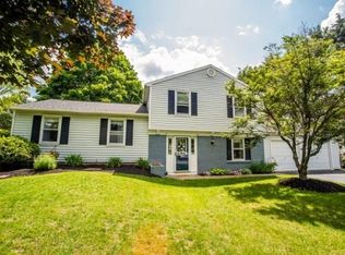 191 Elder Dr, Farmington, NY 14425