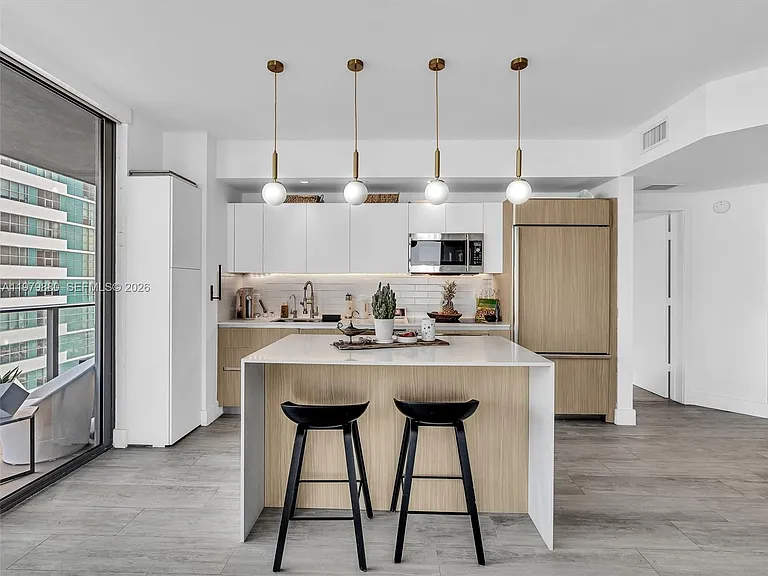 121 NE 34th St #2104 — Photo 9