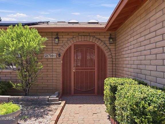4th image of 766 Pachuca Ct