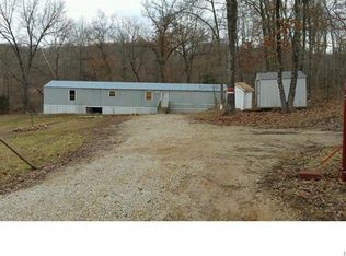 326 Perkins Rd, Saint Clair, MO 63077