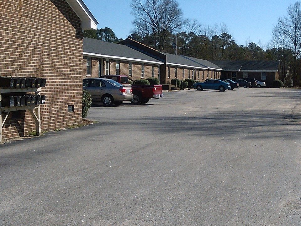 1st image of 651 Kingston Ave