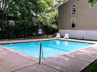 4th image of 1104 Olive Village Ct #1