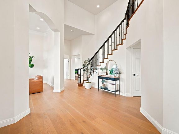 4th image of 194 Lantz Dr