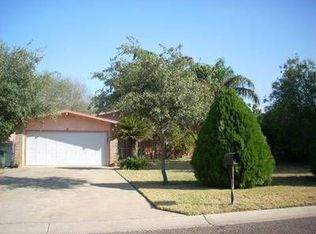 312 Candlewood Rd, Laredo, TX 78045