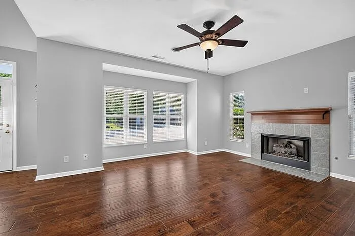 15552 Smithfield Dr — Photo 8