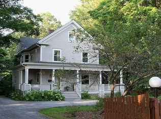15 Mill St, Rhinebeck, NY 12572