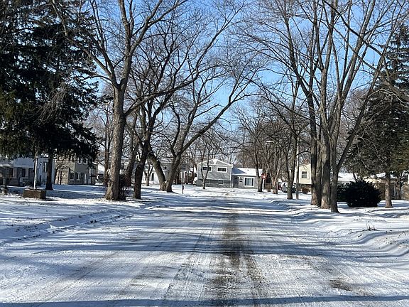 5th image of 1764 Reichert Ave