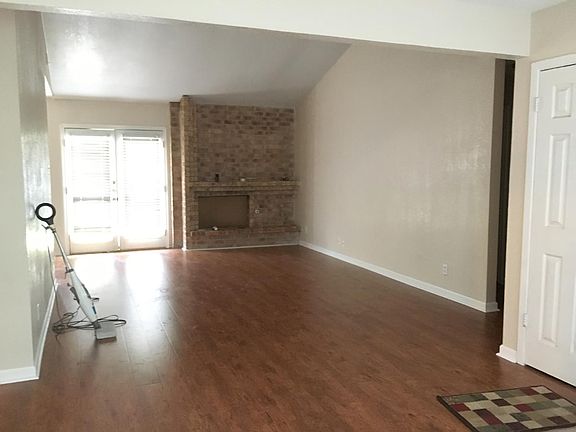 2nd image of 1207 General Bragg St