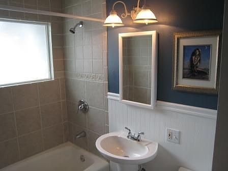 Main floor bath