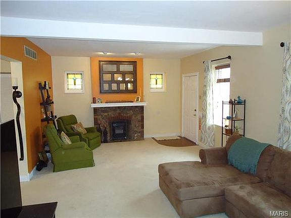 4th image of 4406 Tholozan Ave