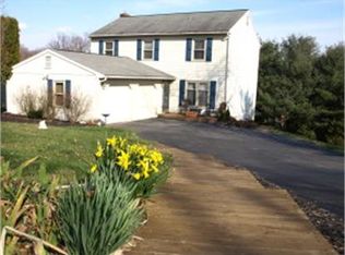 317 Faulkner Dr, Lancaster, PA 17601