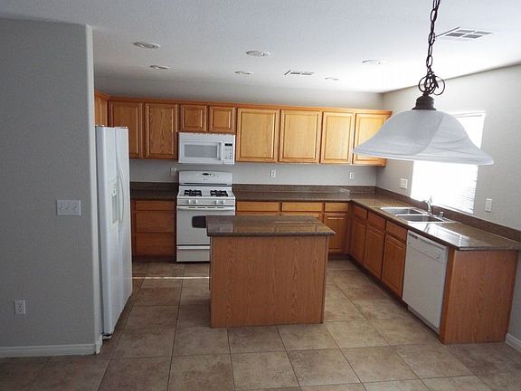 4th image of 2792 Fountain Vista Ln