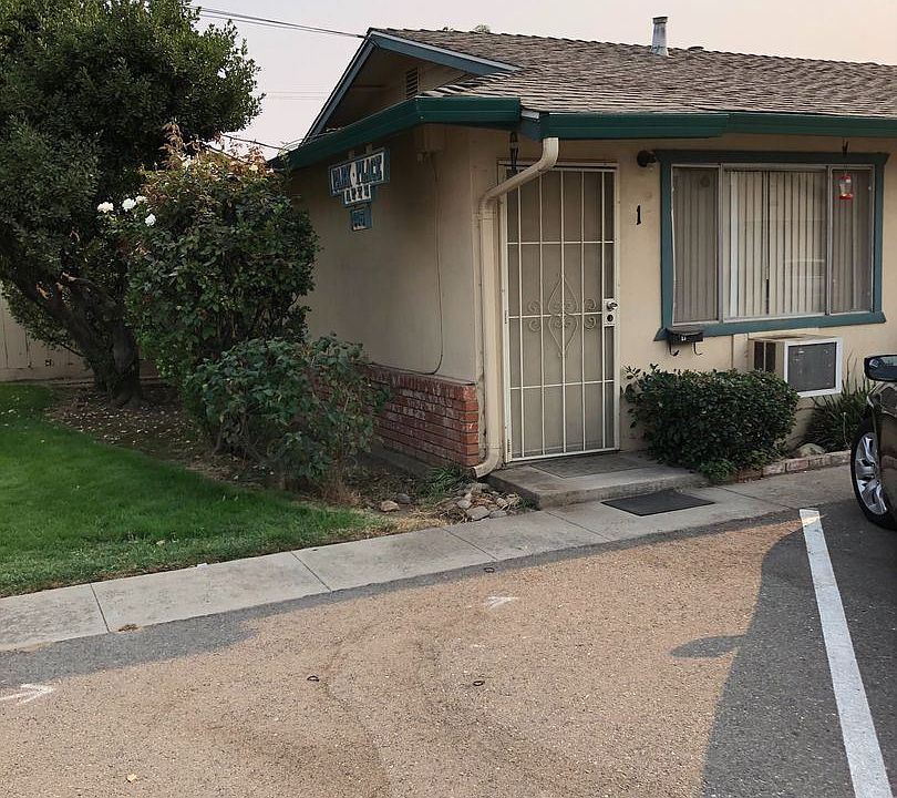 1st image of 446 Church Ave #1