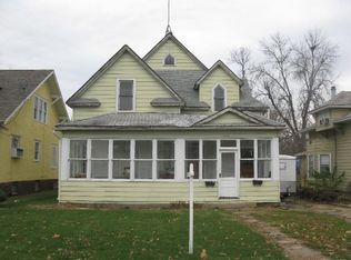 509 Main St, Pella, IA 50219