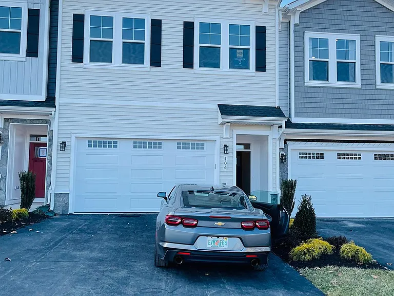 106 Choke Cherry Ct — Photo 1