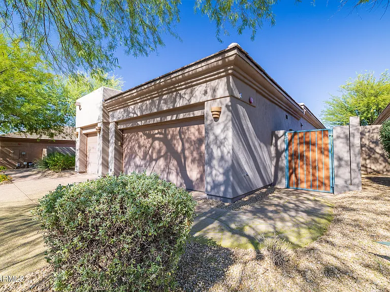 7020 E Mighty Saguaro Way — Photo 44
