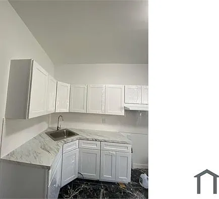 3 bed, $2,900 — Photo 4