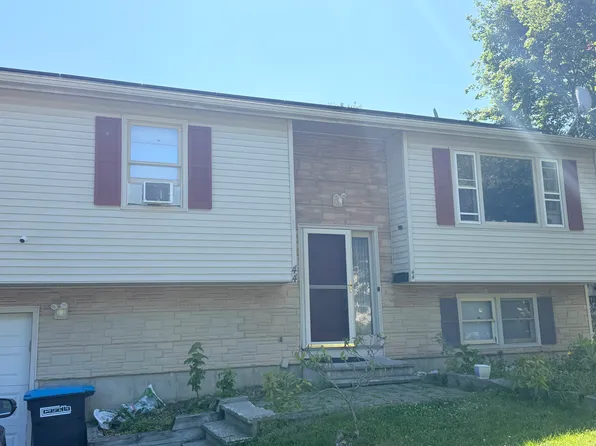 44 Helen Ave #B, South Burlington, VT 05403