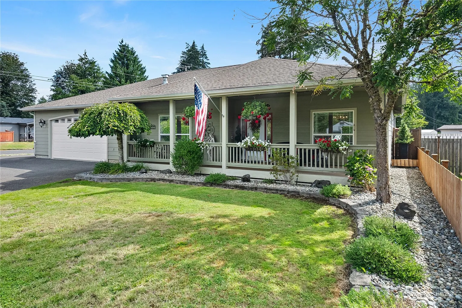 920 N Summit Road photo 1