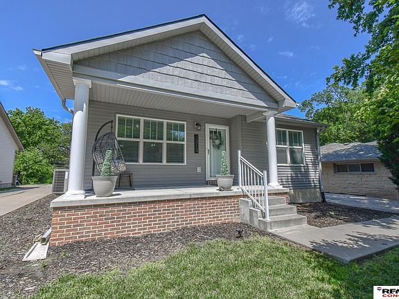 3rd image of 3313 S 40th St