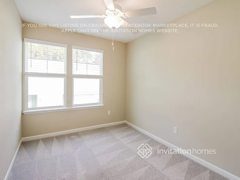 13290 Shore Grass Dr — Photo 13
