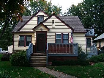 1st image of 1727 Maryland Ave E