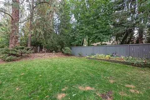 4707 S Helena St — Photo 17