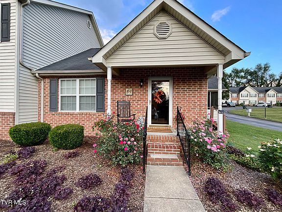 5th image of 254 Booher Rd APT B1