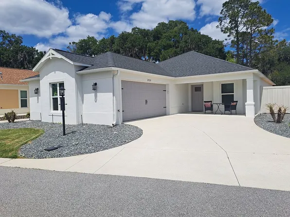 3725 Sugarberry Ln, The Villages, FL 32163