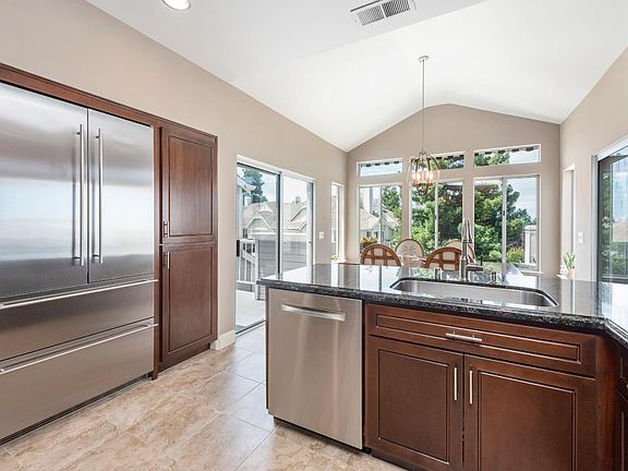 3rd image of 7767 Beltane Dr