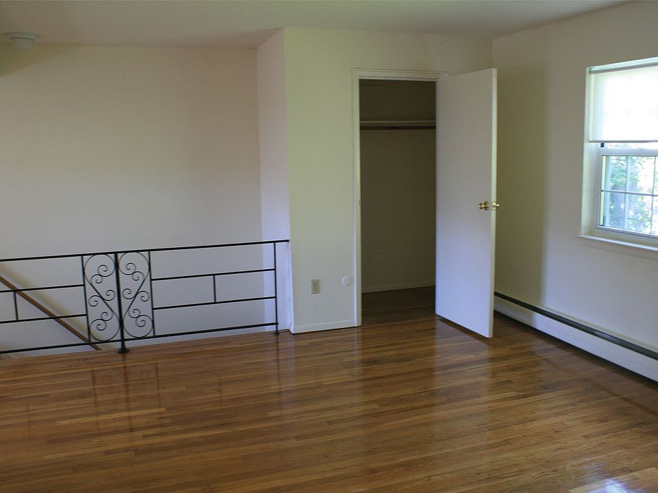 OAK TERRACE 7 S Lake Dr Hackensack NJ Zillow