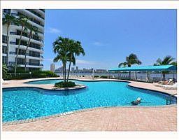 5th image of 3530 Mystic Pointe Dr Ph 2