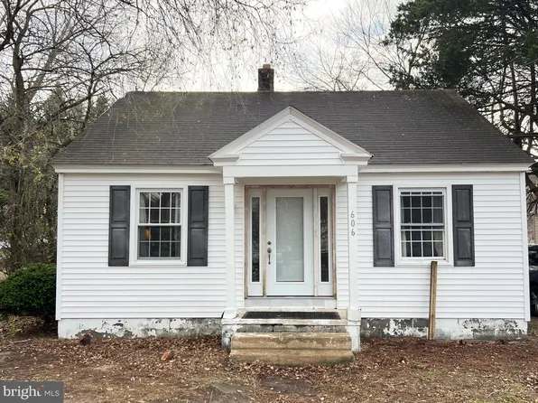 606 E College Ave, Salisbury, MD 21804