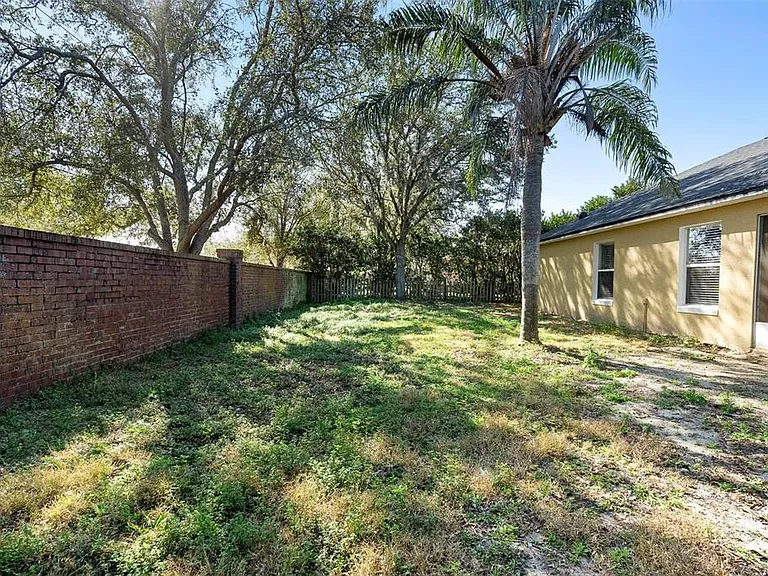 846 Grand Hughey Ct — Photo 32