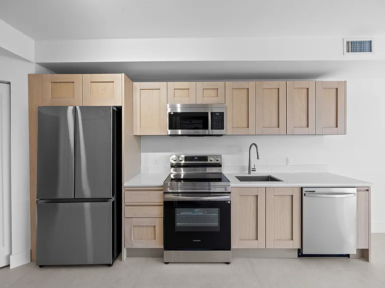 Cauley Residences by Trion Living — Photo 20