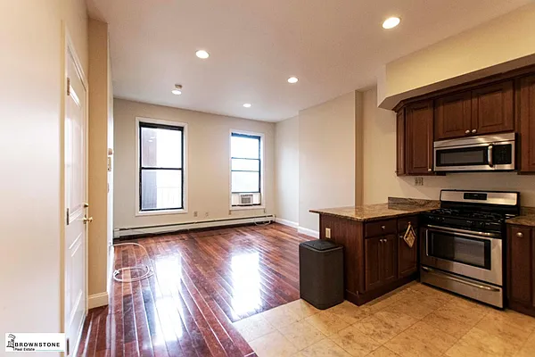 Rented by Brownstone Real Estate | media 37