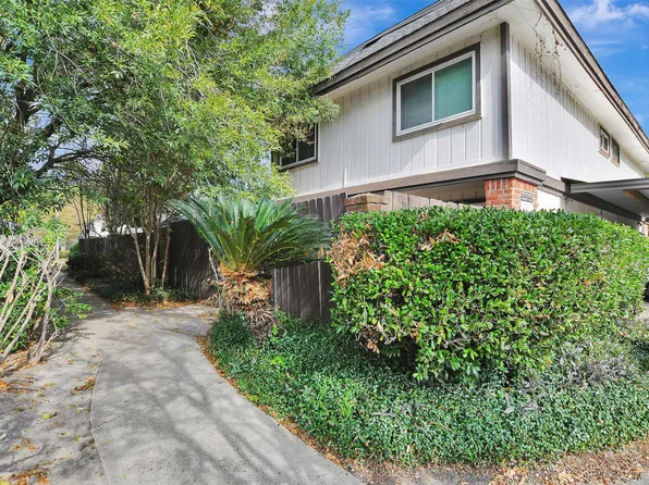 12024B Mighty Oak Dr, Houston, TX 77066