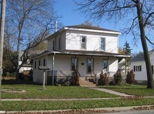 604 E Clinton St, Howell, MI 48843